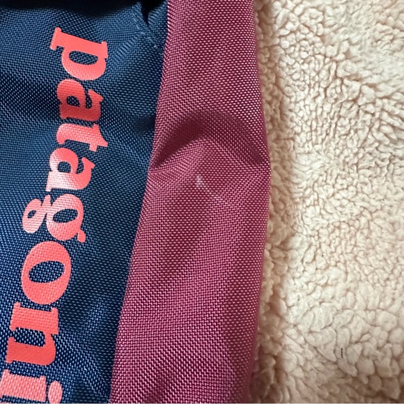 Patagonia Atom Sling - Picture 5 of 10